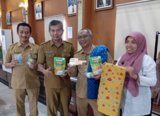 Kukuhkan 15 Pokdarwis, Upaya Disporapar Kembangkan Potensi Desa