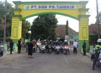 Wujudkan Industrial Harmonis Sukseskan Giling 2025, PT.SGN PG Tjoekir Adakan Touring Bersama