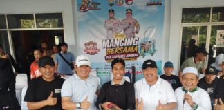 Hari Bhayangkara ke-80, Polres Jombang Tebar 1 Ton Ikan
